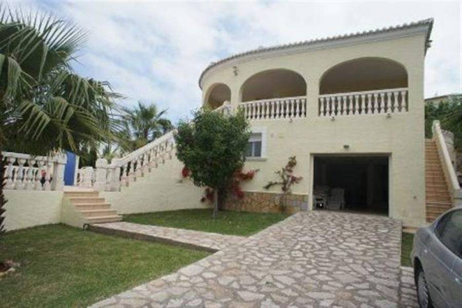 Dénia,Alicante,España,6 Bedrooms Bedrooms,3 BathroomsBathrooms,Chalets,30901