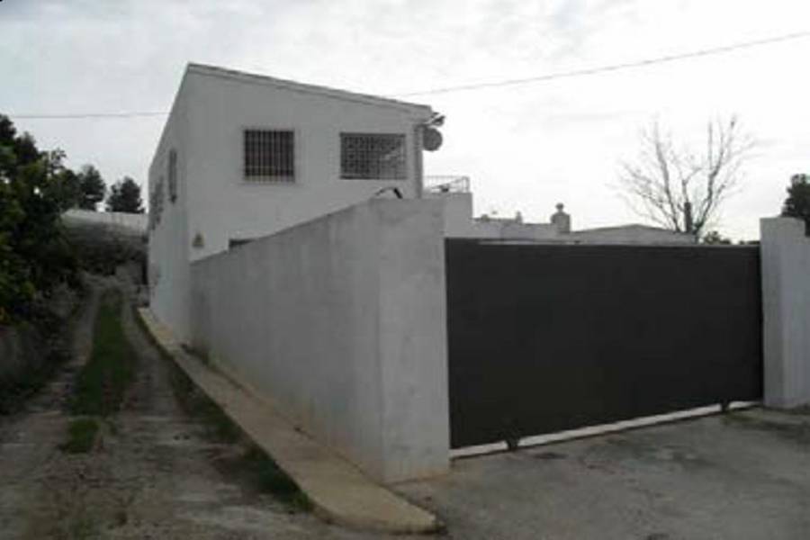 Callosa d'En Sarria,Alicante,España,6 Bedrooms Bedrooms,3 BathroomsBathrooms,Chalets,30918