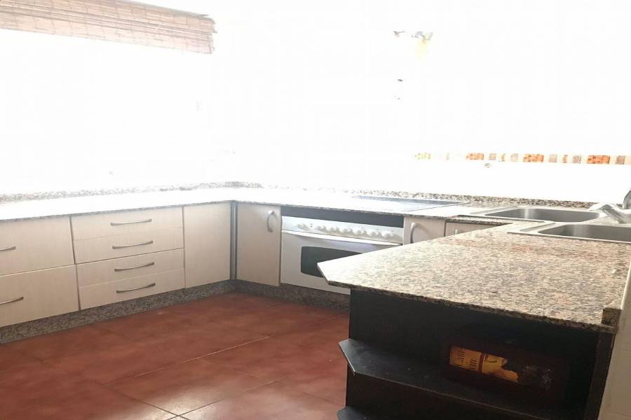 Villajoyosa,Alicante,España,3 Bedrooms Bedrooms,2 BathroomsBathrooms,Casas,30928