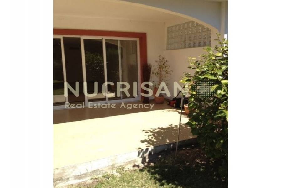 Alicante,Alicante,España,4 Bedrooms Bedrooms,3 BathroomsBathrooms,Chalets,31077
