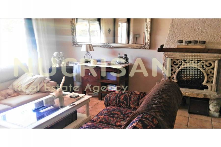 Alicante,Alicante,España,5 Bedrooms Bedrooms,3 BathroomsBathrooms,Chalets,31099