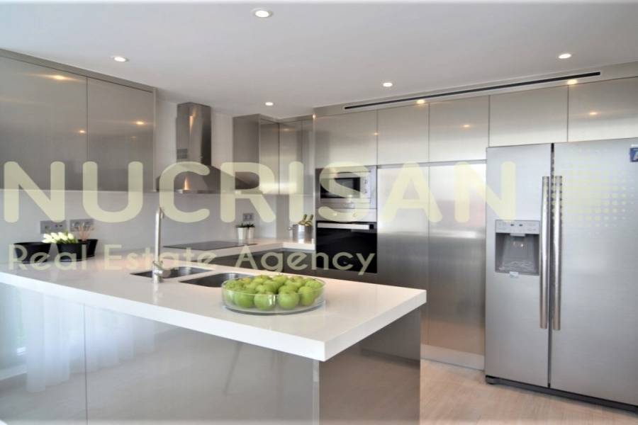 Finestrat,Alicante,España,3 Bedrooms Bedrooms,3 BathroomsBathrooms,Chalets,31153