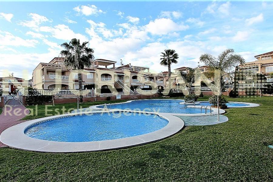 Orihuela,Alicante,España,3 Bedrooms Bedrooms,3 BathroomsBathrooms,Chalets,31184