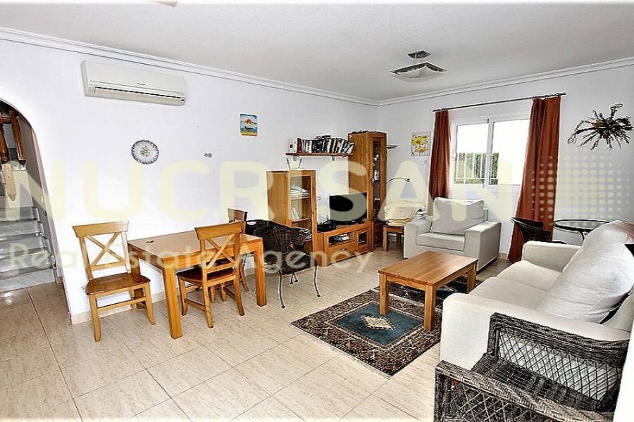 Orihuela,Alicante,España,3 Bedrooms Bedrooms,3 BathroomsBathrooms,Chalets,31184