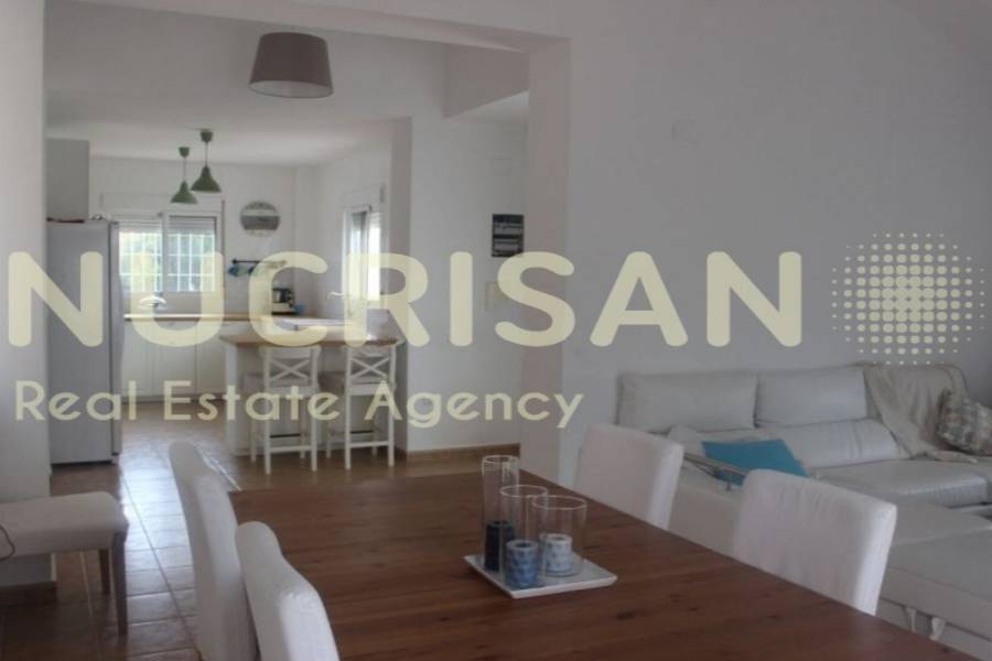 Mutxamel,Alicante,España,4 Bedrooms Bedrooms,2 BathroomsBathrooms,Chalets,31189
