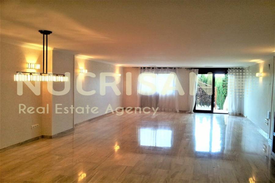 Alicante,Alicante,España,3 Bedrooms Bedrooms,3 BathroomsBathrooms,Bungalow,31206