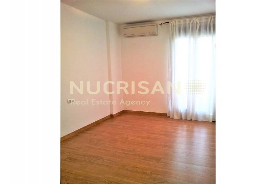 Alicante,Alicante,España,3 Bedrooms Bedrooms,3 BathroomsBathrooms,Bungalow,31206