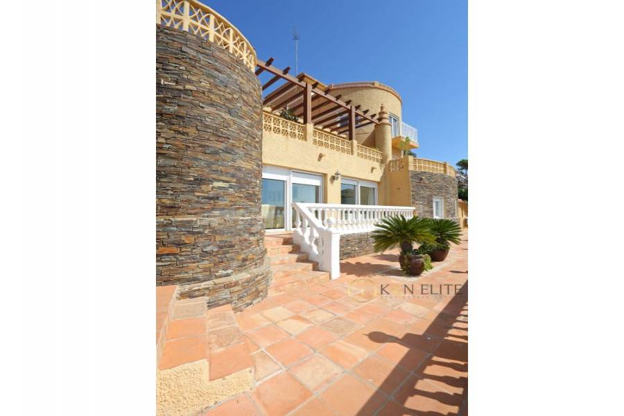 el Campello,Alicante,España,5 Bedrooms Bedrooms,5 BathroomsBathrooms,Chalets,31218