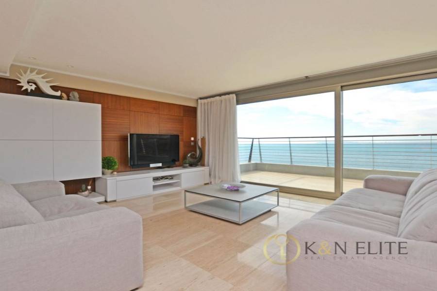 Alicante,Alicante,España,3 Bedrooms Bedrooms,2 BathroomsBathrooms,Chalets,31224