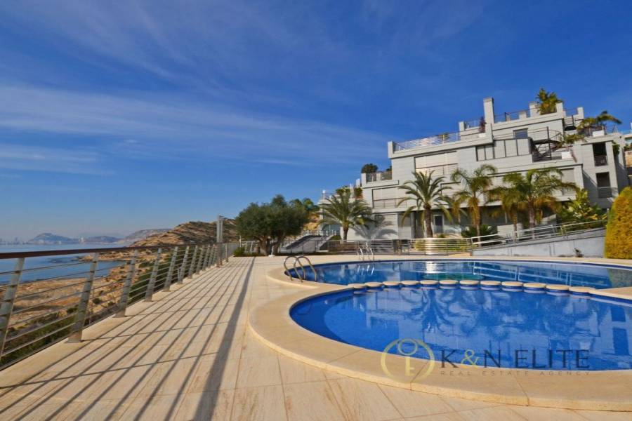 Alicante,Alicante,España,3 Bedrooms Bedrooms,2 BathroomsBathrooms,Chalets,31225