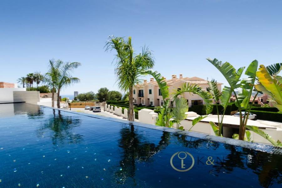 Benidorm,Alicante,España,4 Bedrooms Bedrooms,4 BathroomsBathrooms,Chalets,31230