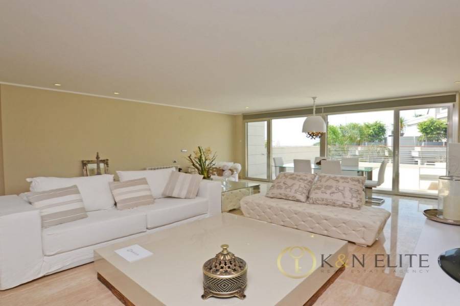 Alicante,Alicante,España,3 Bedrooms Bedrooms,2 BathroomsBathrooms,Chalets,31239