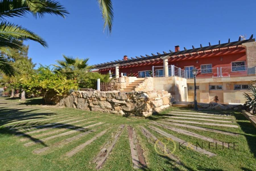 el Campello,Alicante,España,6 Bedrooms Bedrooms,6 BathroomsBathrooms,Chalets,31248