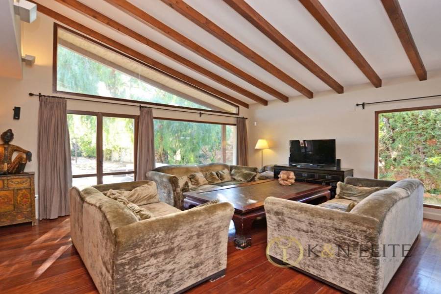 el Campello,Alicante,España,5 Bedrooms Bedrooms,3 BathroomsBathrooms,Chalets,31253