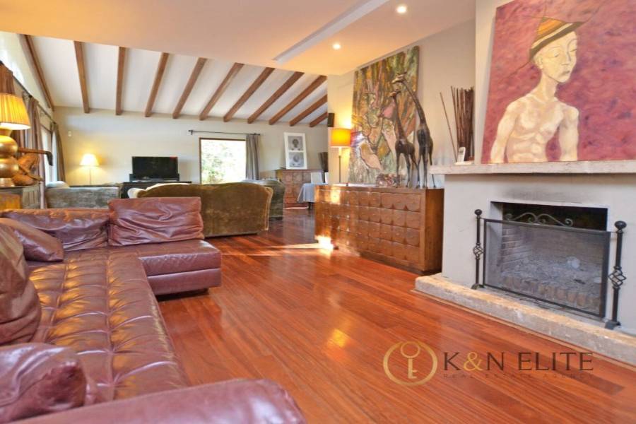 el Campello,Alicante,España,5 Bedrooms Bedrooms,3 BathroomsBathrooms,Chalets,31253