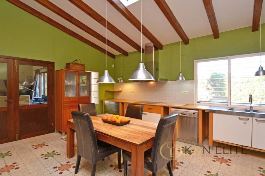 el Campello,Alicante,España,5 Bedrooms Bedrooms,3 BathroomsBathrooms,Chalets,31253