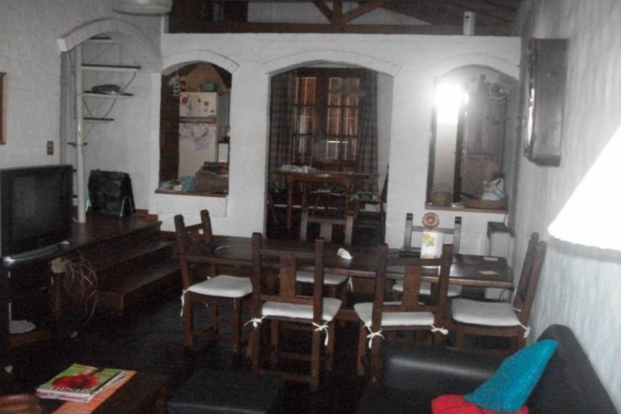 Mar del Plata,Buenos Aires,2 Habitaciones Habitaciones,1 BañoBaños,PH Tipo Casa,gascon ,1276