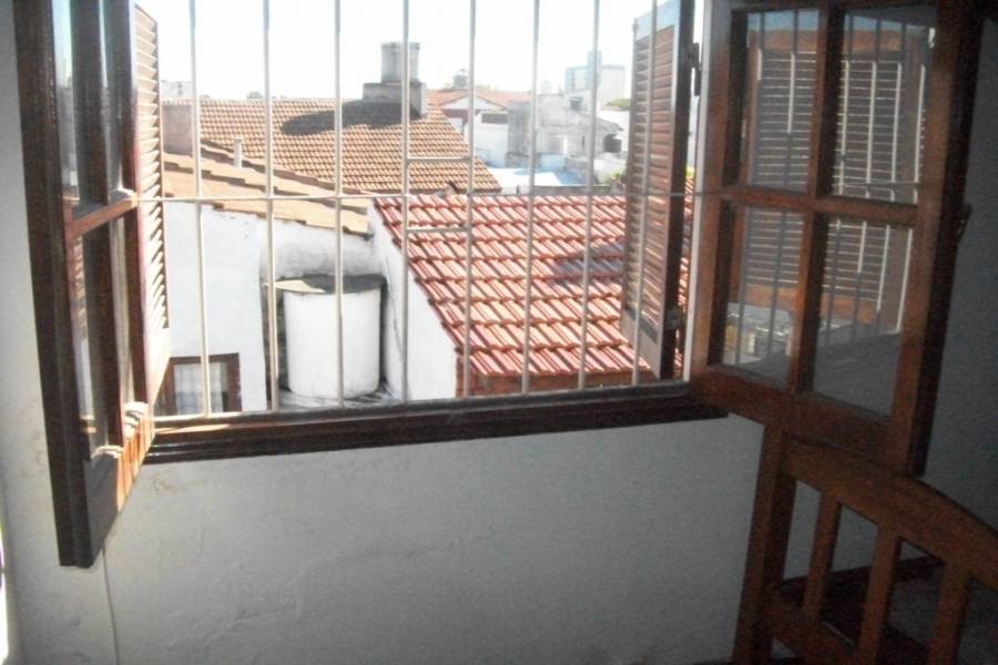 Mar del Plata,Buenos Aires,2 Habitaciones Habitaciones,1 BañoBaños,PH Tipo Casa,gascon ,1276