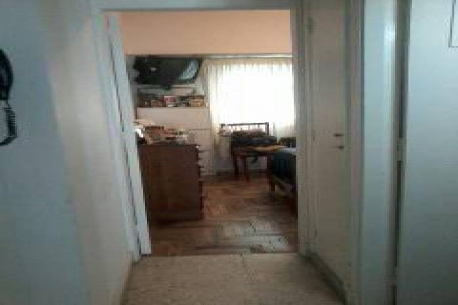 IMPERDIBLE! VEA MAS INFO...,1 Dormitorio Habitaciones,1 BañoBaños,Departamentos,ARENALES,1279