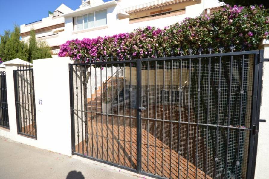 Torrevieja,Alicante,España,3 Bedrooms Bedrooms,2 BathroomsBathrooms,Dúplex,31869