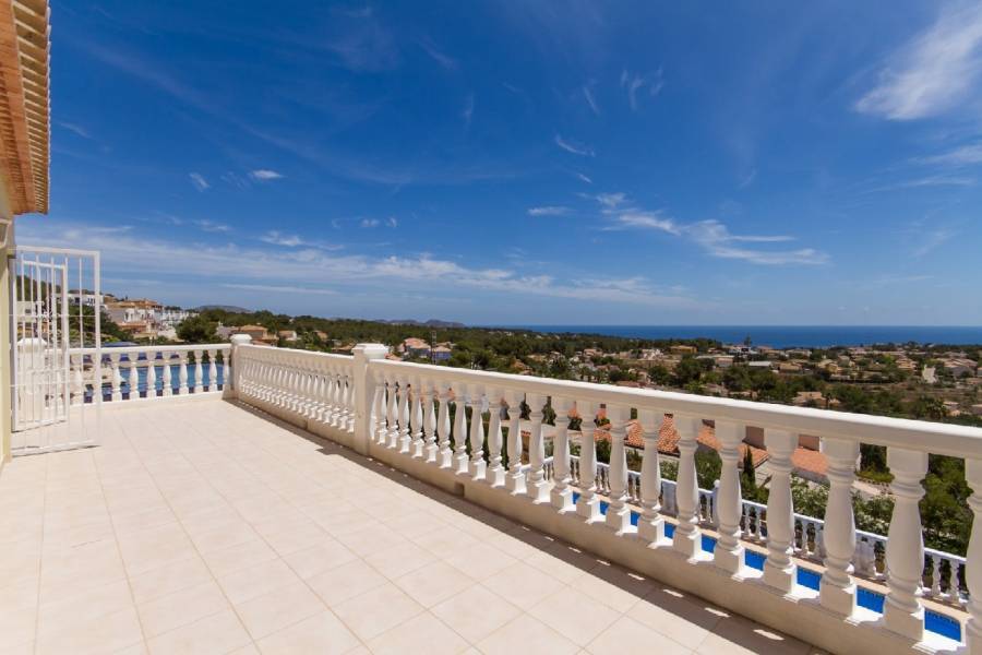Calpe,Alicante,España,3 Bedrooms Bedrooms,3 BathroomsBathrooms,Chalets,32010