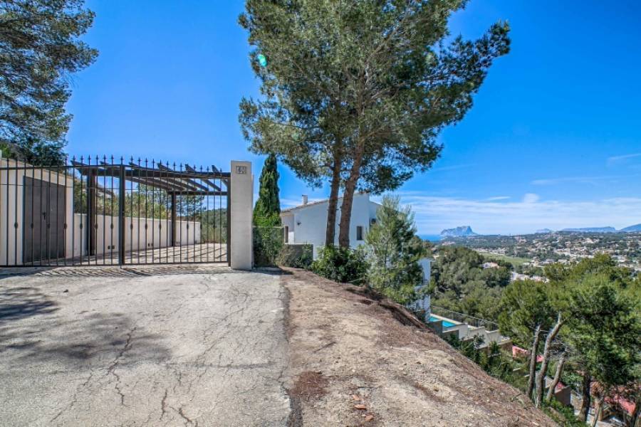 Moraira,Alicante,España,4 Bedrooms Bedrooms,3 BathroomsBathrooms,Chalets,32020