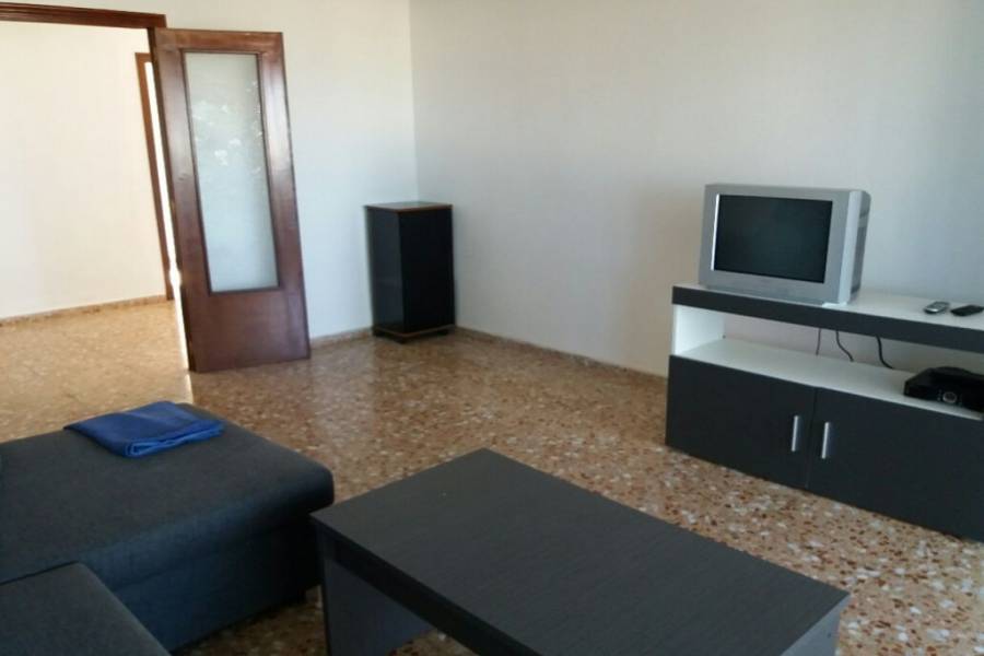 Alicante,Alicante,España,3 Bedrooms Bedrooms,1 BañoBathrooms,Apartamentos,32080
