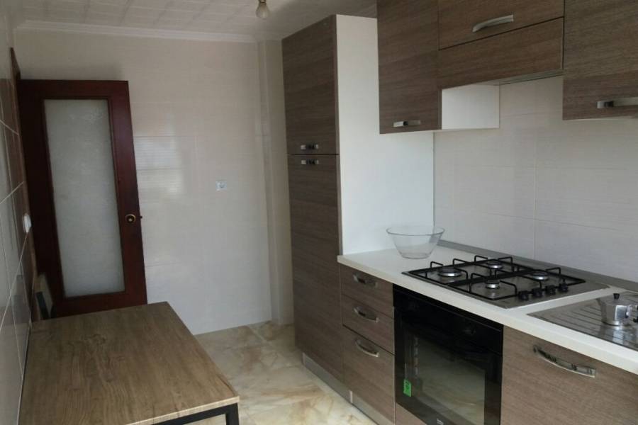 Alicante,Alicante,España,3 Bedrooms Bedrooms,1 BañoBathrooms,Apartamentos,32080