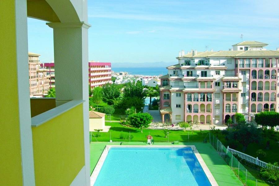 Torrevieja,Alicante,España,2 Bedrooms Bedrooms,2 BathroomsBathrooms,Apartamentos,32132