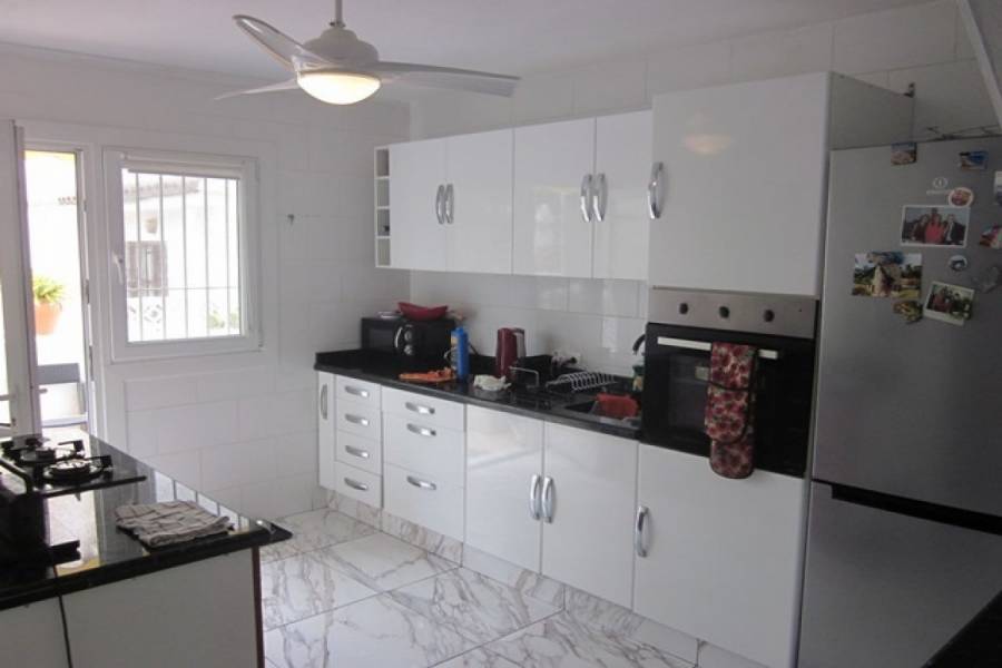 Torrevieja,Alicante,España,2 Bedrooms Bedrooms,2 BathroomsBathrooms,Bungalow,32139