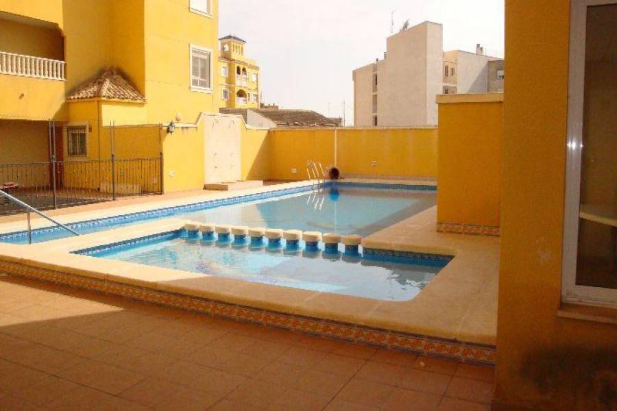 Almoradí,Alicante,España,3 Bedrooms Bedrooms,2 BathroomsBathrooms,Pisos,3681