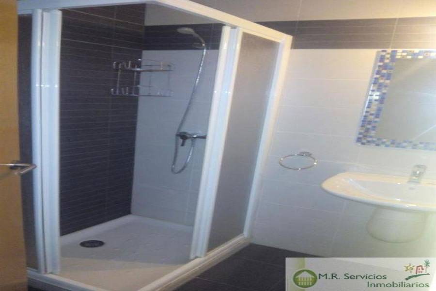 Alicante,Alicante,España,4 Bedrooms Bedrooms,2 BathroomsBathrooms,Pisos,3694