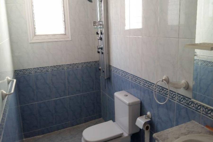 Almoradí,Alicante,España,3 Bedrooms Bedrooms,2 BathroomsBathrooms,Pisos,3699