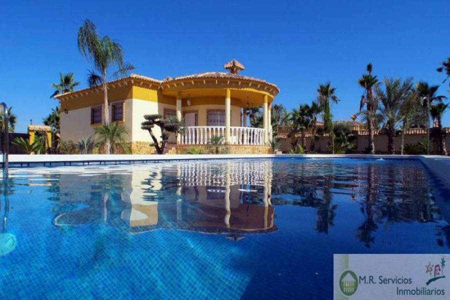 Catral,Alicante,España,3 Bedrooms Bedrooms,2 BathroomsBathrooms,Fincas-Villas,3708