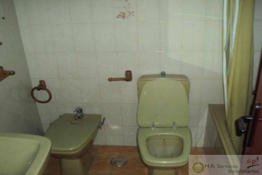 Elche,Alicante,España,4 Bedrooms Bedrooms,2 BathroomsBathrooms,Pisos,3718