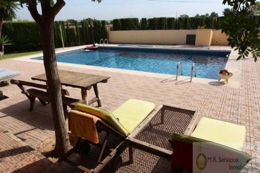 El Altet,Alicante,España,3 Bedrooms Bedrooms,2 BathroomsBathrooms,Fincas-Villas,3728