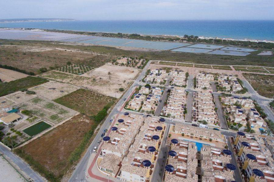 La Marina,Alicante,España,2 Bedrooms Bedrooms,1 BañoBathrooms,Apartamentos,3740