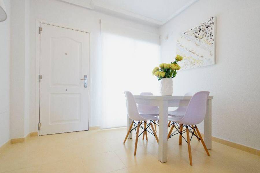 La Marina,Alicante,España,2 Bedrooms Bedrooms,1 BañoBathrooms,Apartamentos,3740
