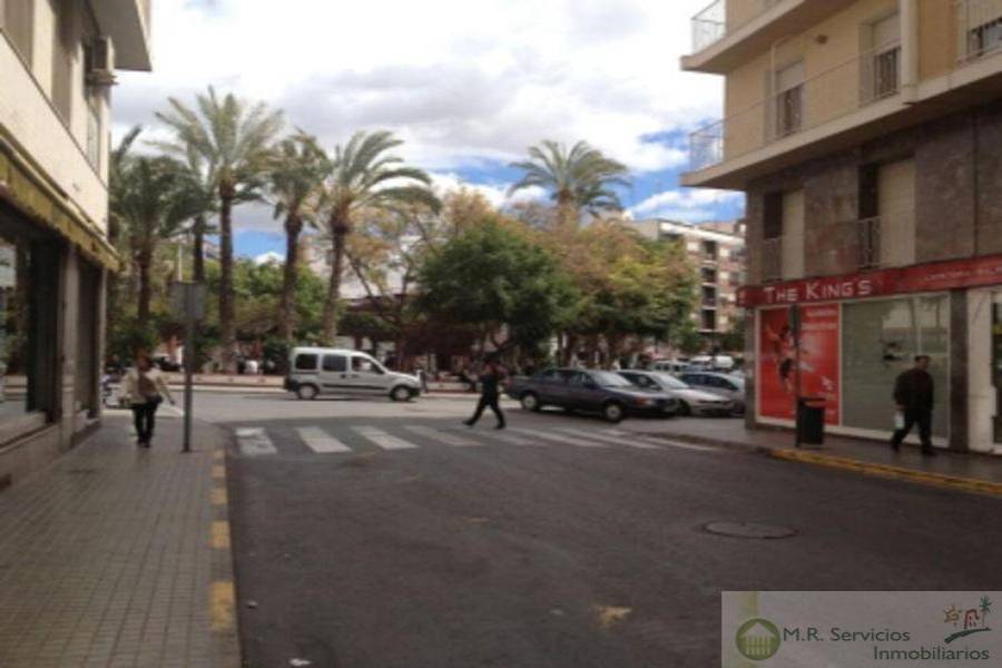 Elche,Alicante,España,3 Bedrooms Bedrooms,1 BañoBathrooms,Pisos,3744