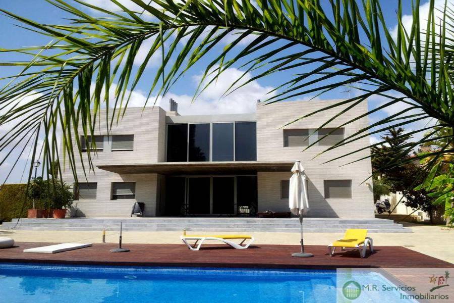 Orihuela,Alicante,España,4 Bedrooms Bedrooms,4 BathroomsBathrooms,Fincas-Villas,3752