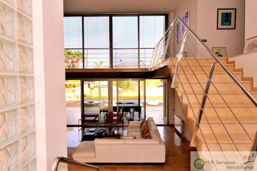 Orihuela,Alicante,España,4 Bedrooms Bedrooms,4 BathroomsBathrooms,Fincas-Villas,3752