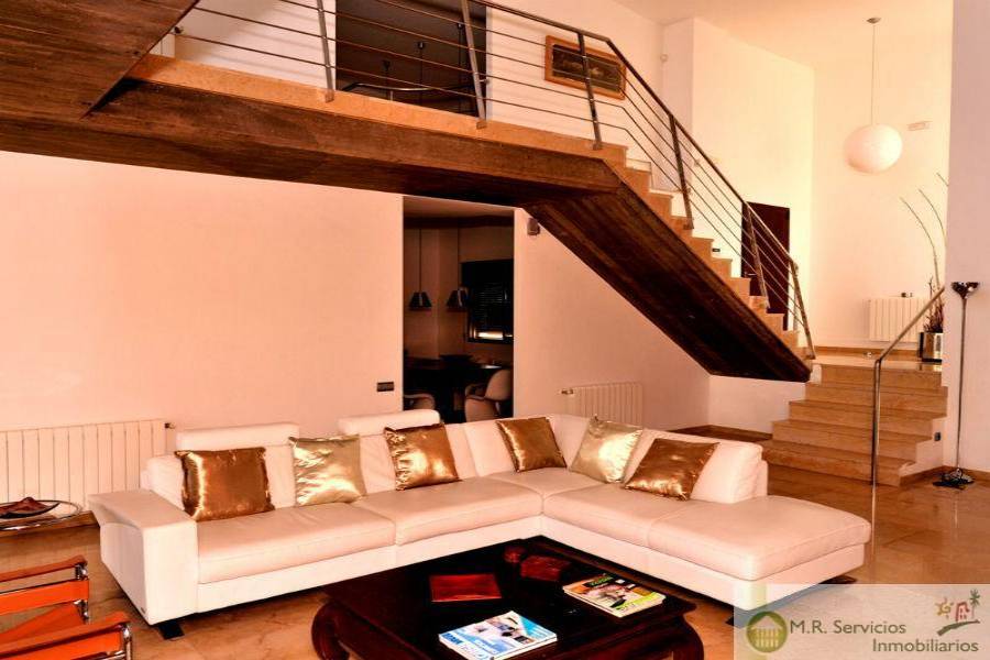 Orihuela,Alicante,España,4 Bedrooms Bedrooms,4 BathroomsBathrooms,Fincas-Villas,3752