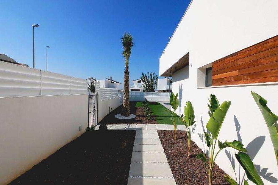 La Marina,Alicante,España,3 Bedrooms Bedrooms,3 BathroomsBathrooms,Fincas-Villas,3756