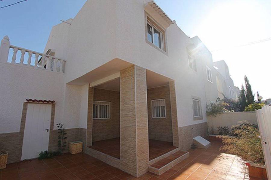 Torrevieja,Alicante,España,3 Bedrooms Bedrooms,2 BathroomsBathrooms,Cabañas-bungalows,3775