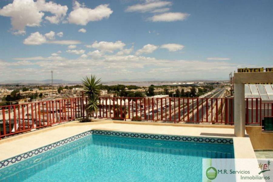 Orihuela,Alicante,España,3 Bedrooms Bedrooms,3 BathroomsBathrooms,Bauleras,3776