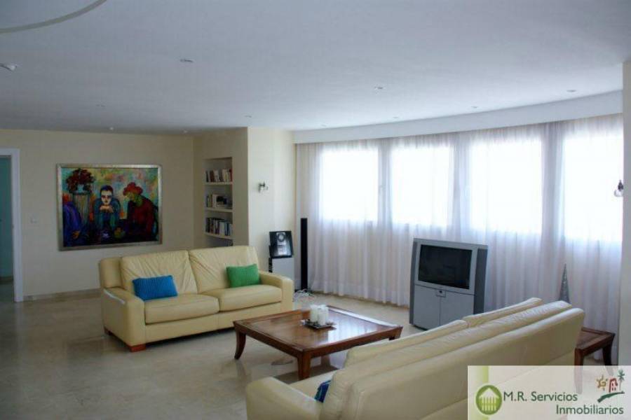 Orihuela,Alicante,España,3 Bedrooms Bedrooms,3 BathroomsBathrooms,Bauleras,3776