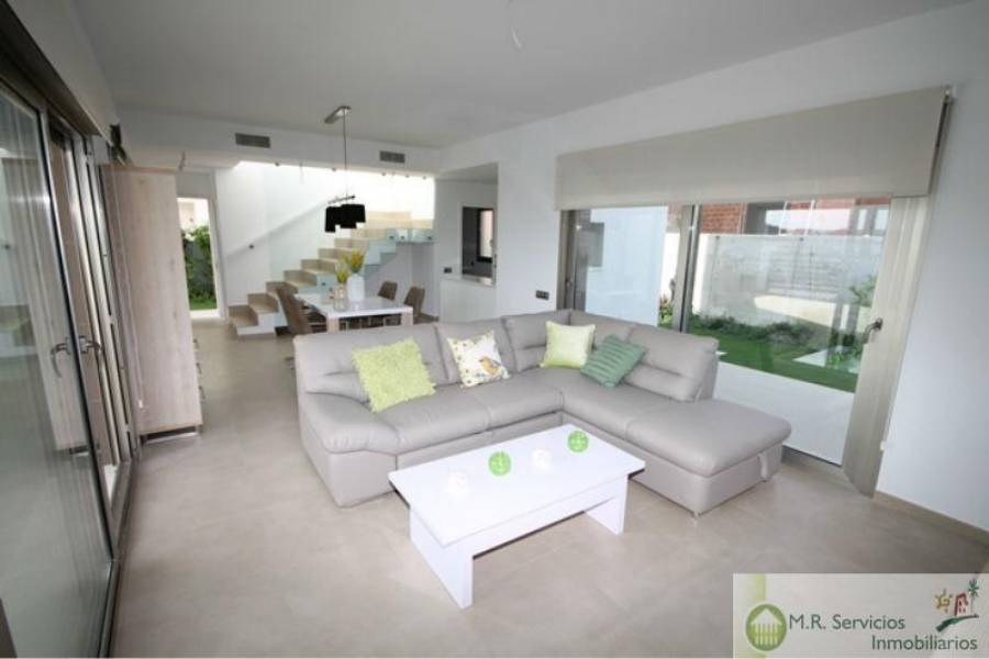 Jacarilla,Alicante,España,3 Bedrooms Bedrooms,3 BathroomsBathrooms,Fincas-Villas,3795