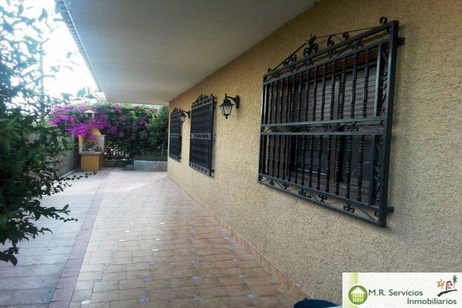 Orihuela,Alicante,España,4 Bedrooms Bedrooms,3 BathroomsBathrooms,Fincas-Villas,3803