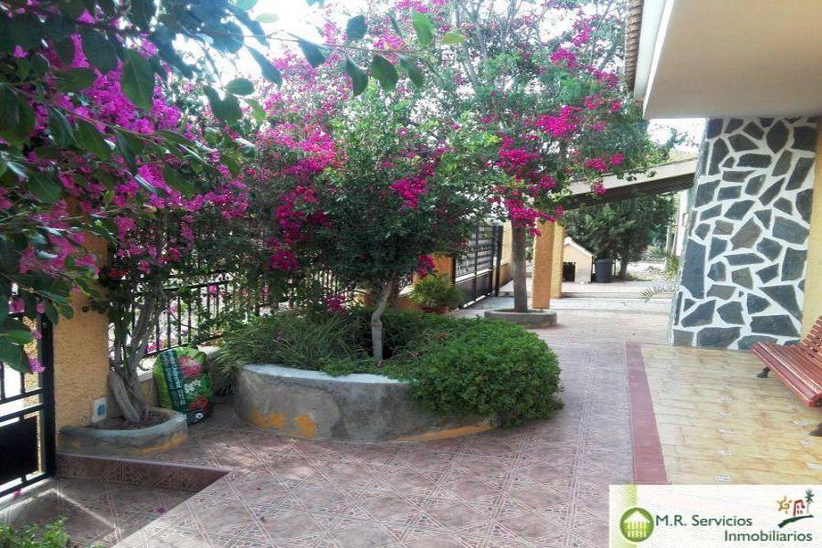 Orihuela,Alicante,España,4 Bedrooms Bedrooms,3 BathroomsBathrooms,Fincas-Villas,3803