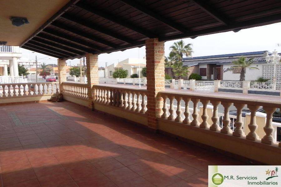 Guardamar del Segura,Alicante,España,4 Bedrooms Bedrooms,2 BathroomsBathrooms,Casas,3827